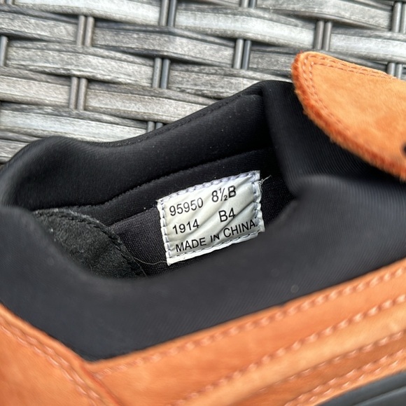 LANDS END Black Waterproof Rain/Snow Slip on Shoes with Cinnamon Nubuck Upper - Picture 10 of 14